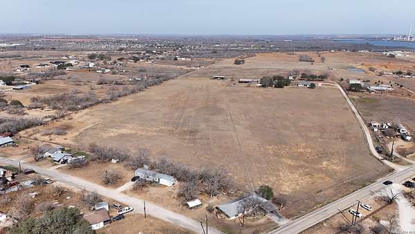 10.4 Acres of Land for Sale in Elmendorf, Texas