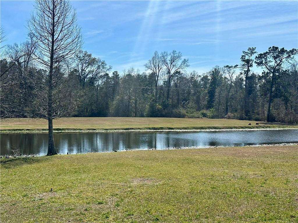 2.25 Acres of Residential Land for Sale in Albany, Louisiana