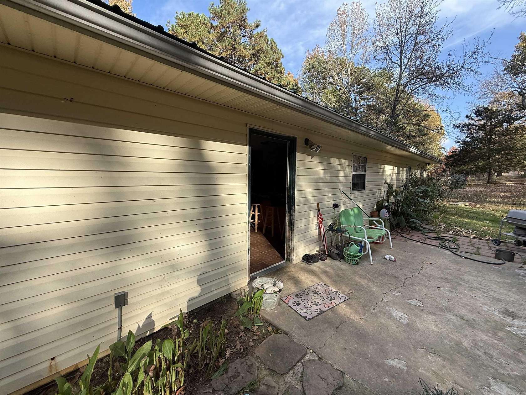 4.44 Acres of Land with Home for Sale in Mayflower, Arkansas