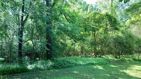 2 Acres of Residential Land for Sale in Royston, Georgia