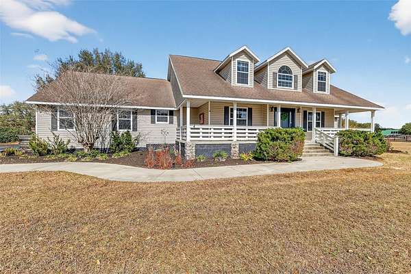 3 Acres of Land with Home for Sale in Oxford, Florida