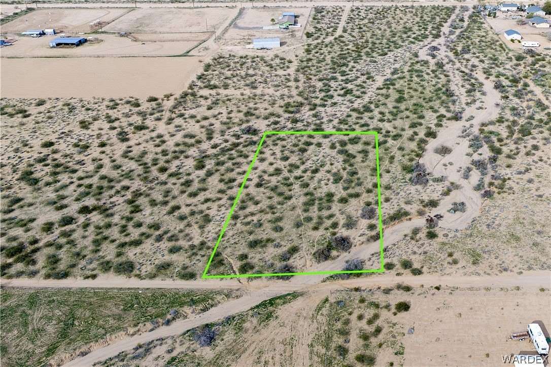 1.77 Acres of Residential Land for Sale in Golden Valley, Arizona