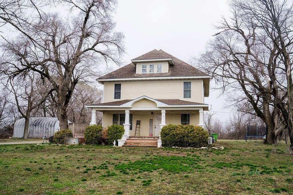 7.26 Acres of Land with Home for Sale in Parsons, Kansas