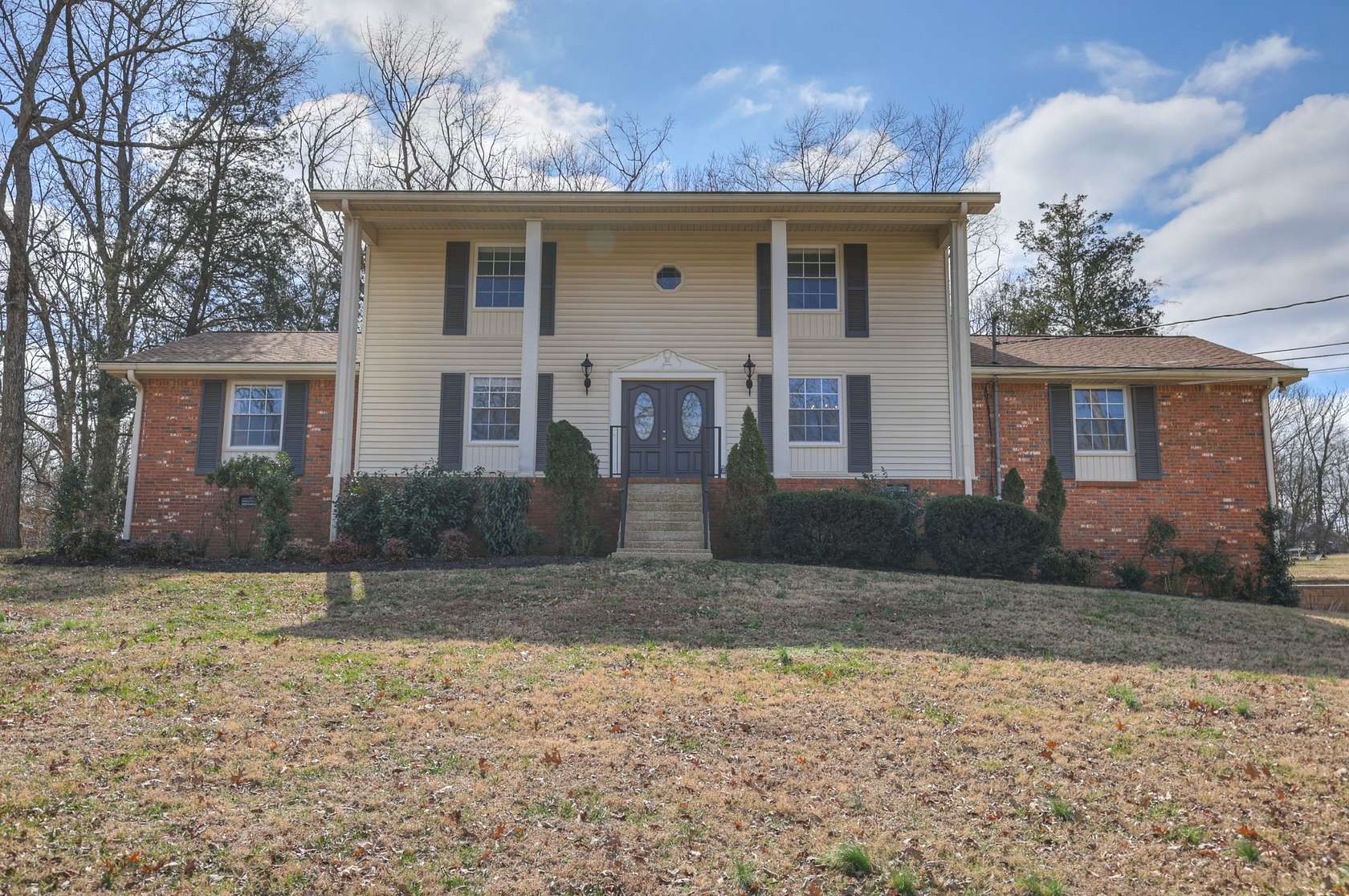 2.2 Acres of Land with Home for Sale in Lebanon, Tennessee