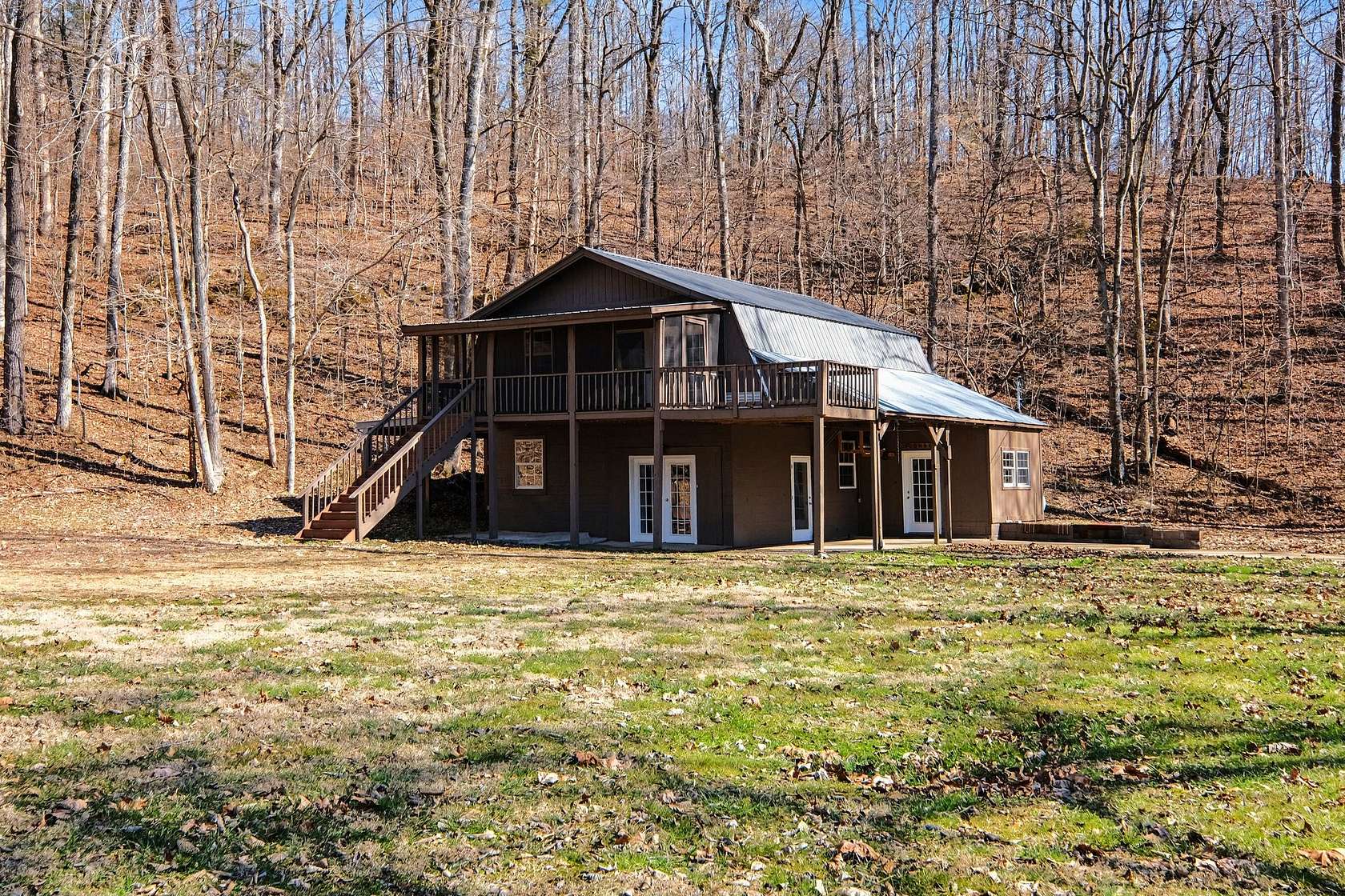 5.49 Acres of Land with Home for Sale in Nunnelly, Tennessee