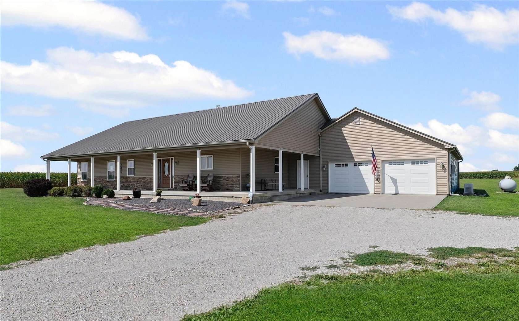 5 Acres of Residential Land for Sale in Tolono, Illinois