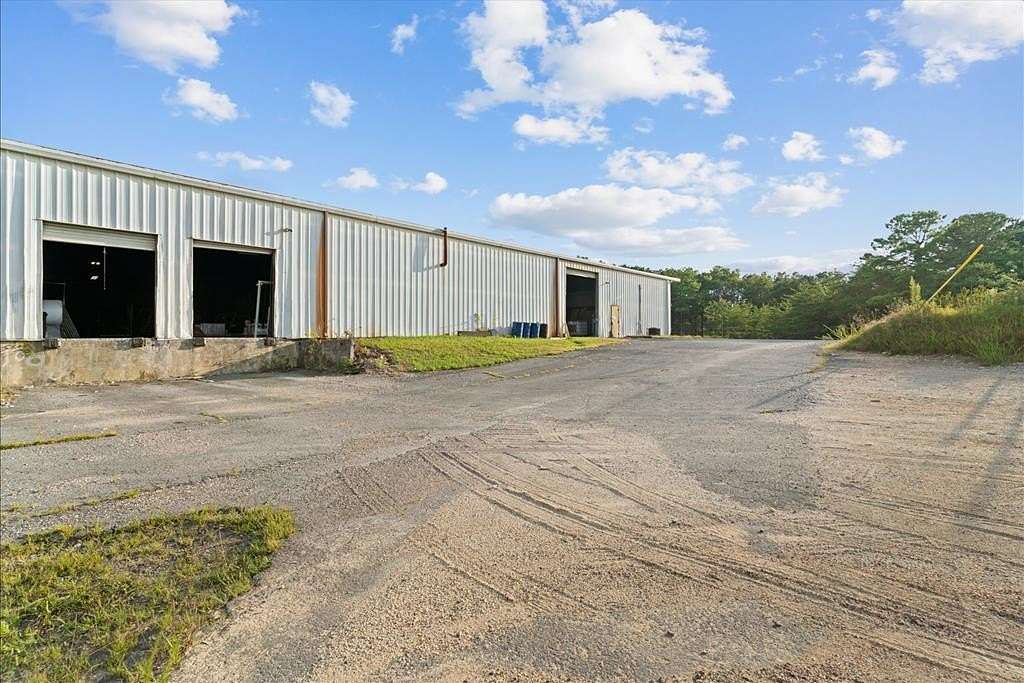 7.32 Acres of Commercial Land for Sale in Tunnel Hill, Georgia