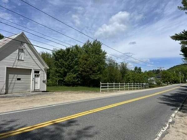 3.1 Acres of Improved Commercial Land for Sale in Hartford, Maine