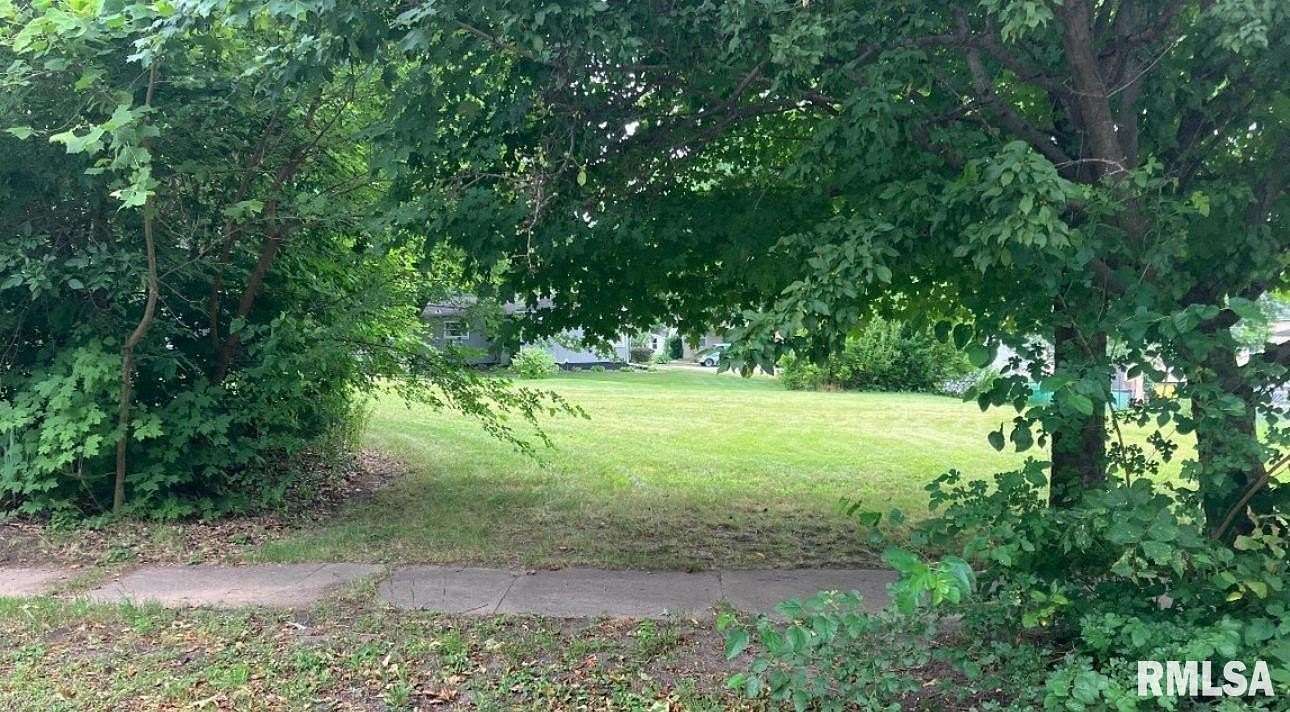 0.34 Acres of Residential Land for Sale in Lacon, Illinois