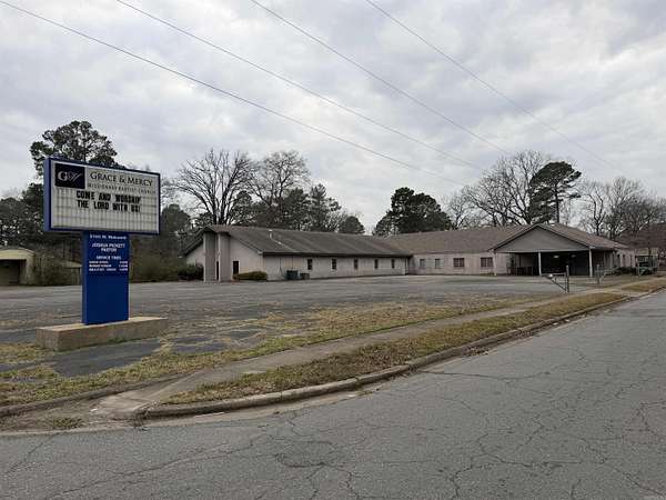 1.5 Acres of Commercial Land for Sale in Pine Bluff, Arkansas