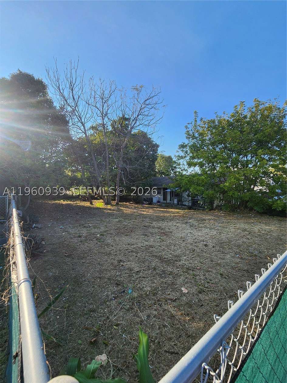 0.15 Acres of Land for Sale in Miami, Florida