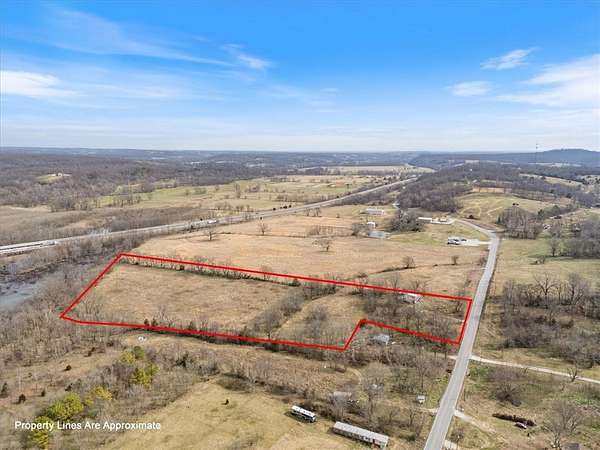 9 Acres of Residential Land for Sale in Siloam Springs, Arkansas