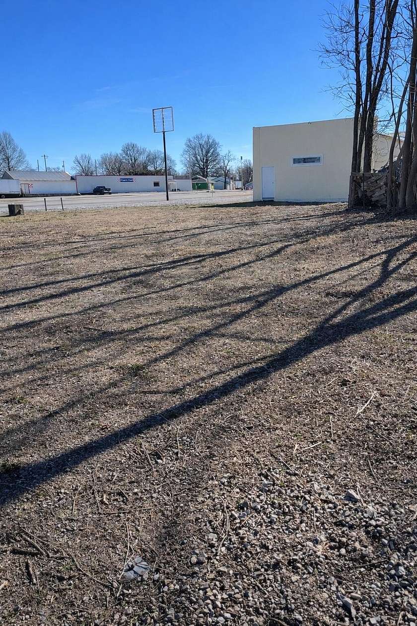0.1 Acres of Commercial Land for Sale in Marionville, Missouri