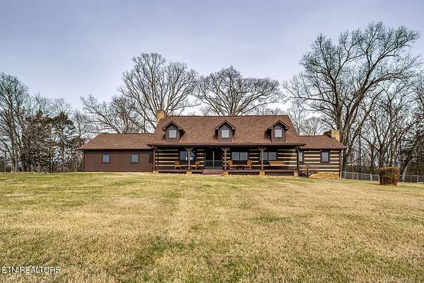 34 Acres of Land with Home for Sale in Dandridge, Tennessee