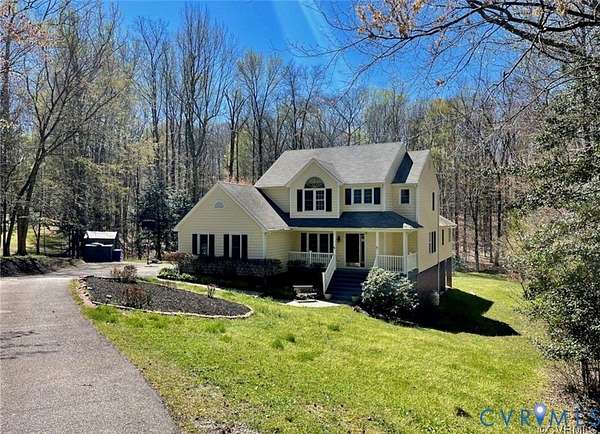 1.76 Acres of Land with Home for Sale in Chesterfield, Virginia