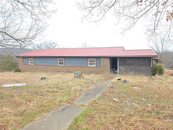 4.53 Acres of Land with Home for Sale in Elkins, Arkansas