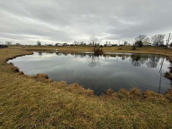 5 Acres of Residential Land for Sale in Science Hill, Kentucky