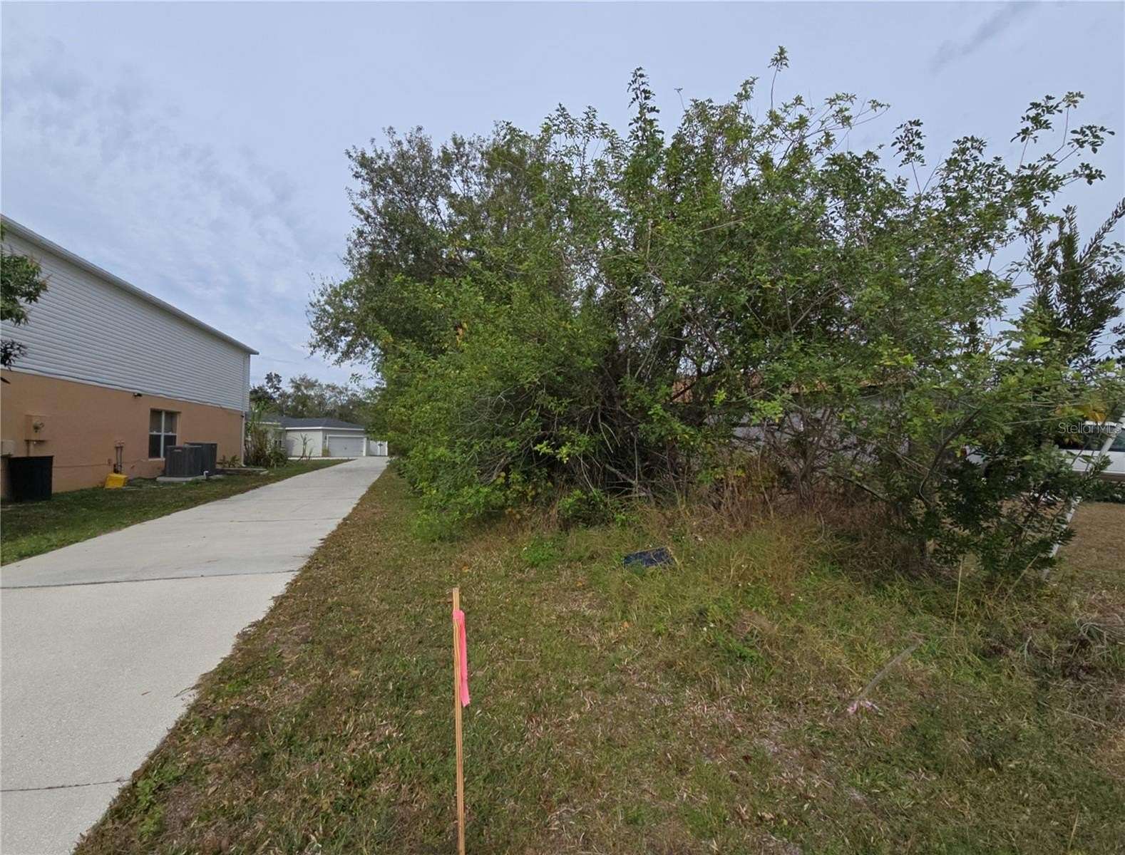 0.35 Acres of Residential Land for Sale in Kissimmee, Florida