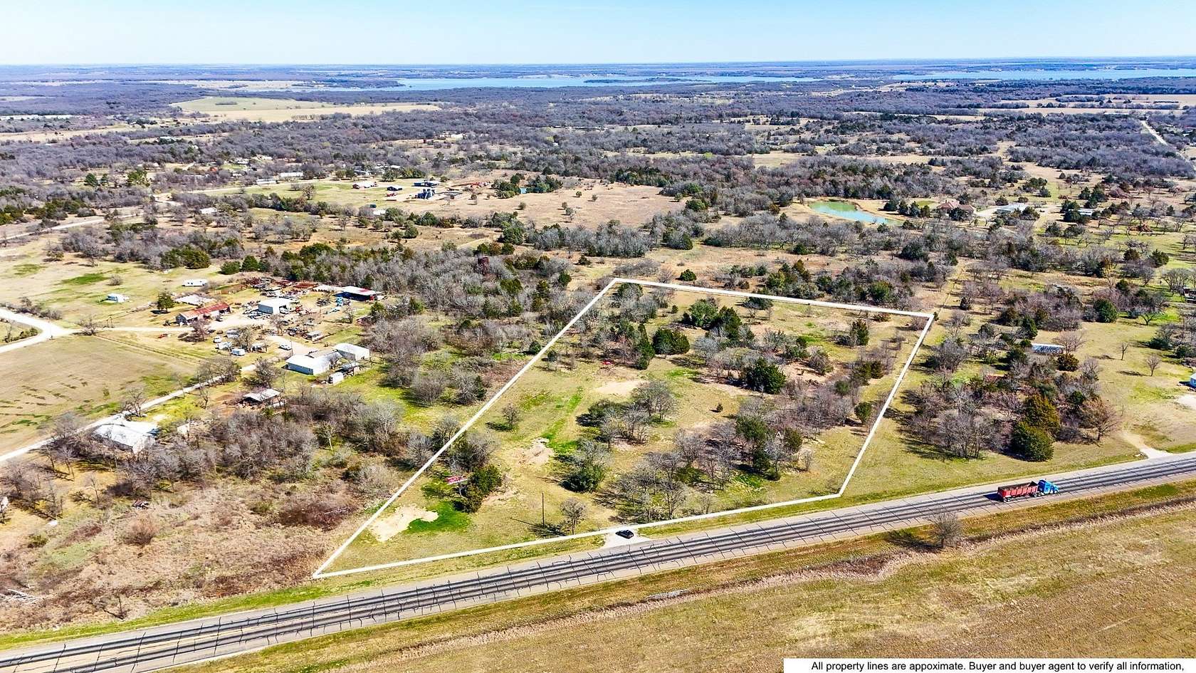 8.66 Acres of Residential Land for Sale in Corsicana, Texas