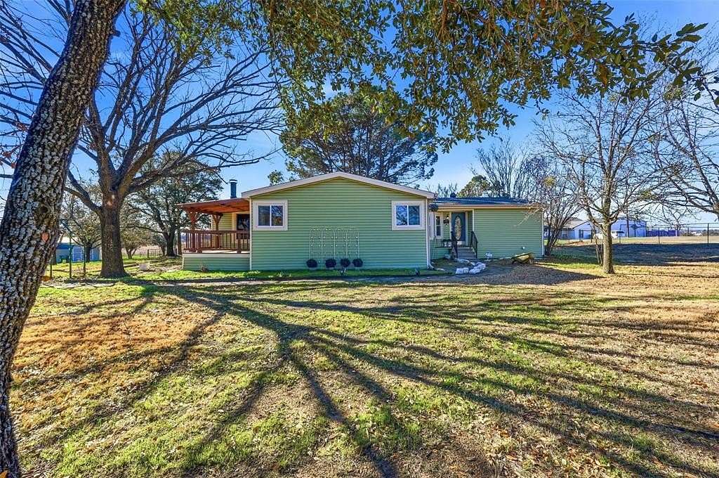 6.12 Acres of Land with Home for Sale in Joshua, Texas