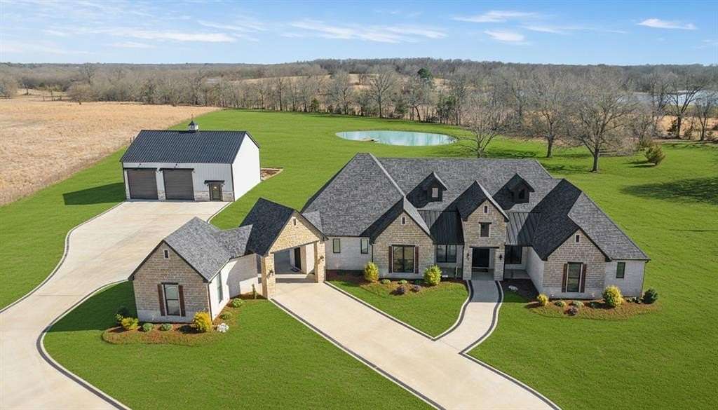 6 Acres of Land with Home for Sale in Paris, Texas