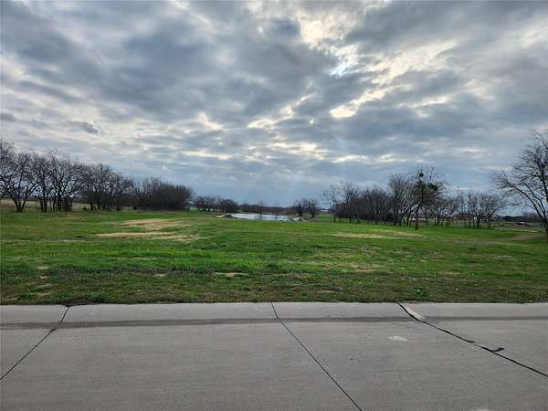 1 Acre of Residential Land for Sale in Caddo Mills, Texas