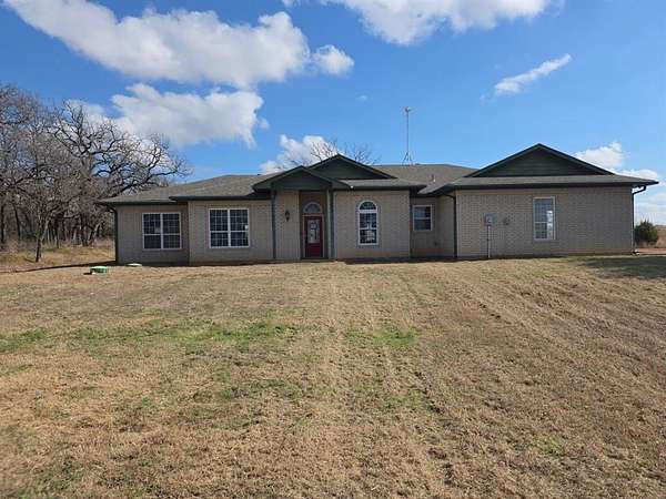 4.81 Acres of Land with Home for Sale in Weatherford, Texas