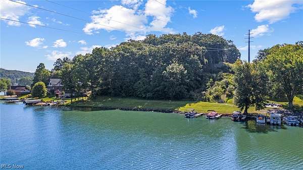 1 Acre of Land for Sale in Malvern, Ohio