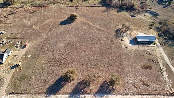 5 Acres of Residential Land for Sale in Dublin, Texas