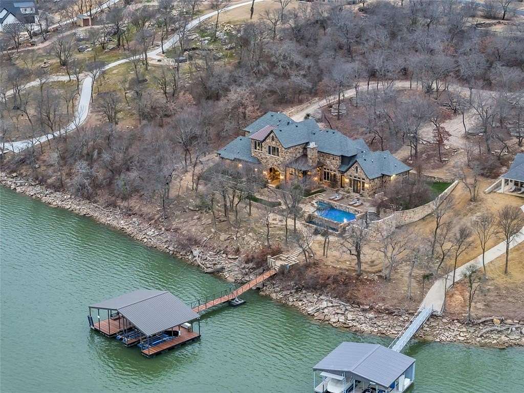 1.8 Acres of Land with Home for Sale in Chico, Texas