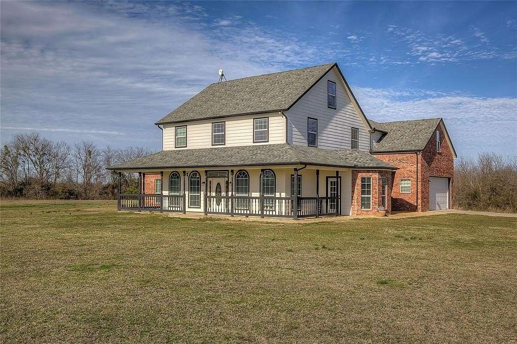 3.39 Acres of Land with Home for Sale in Commerce, Texas