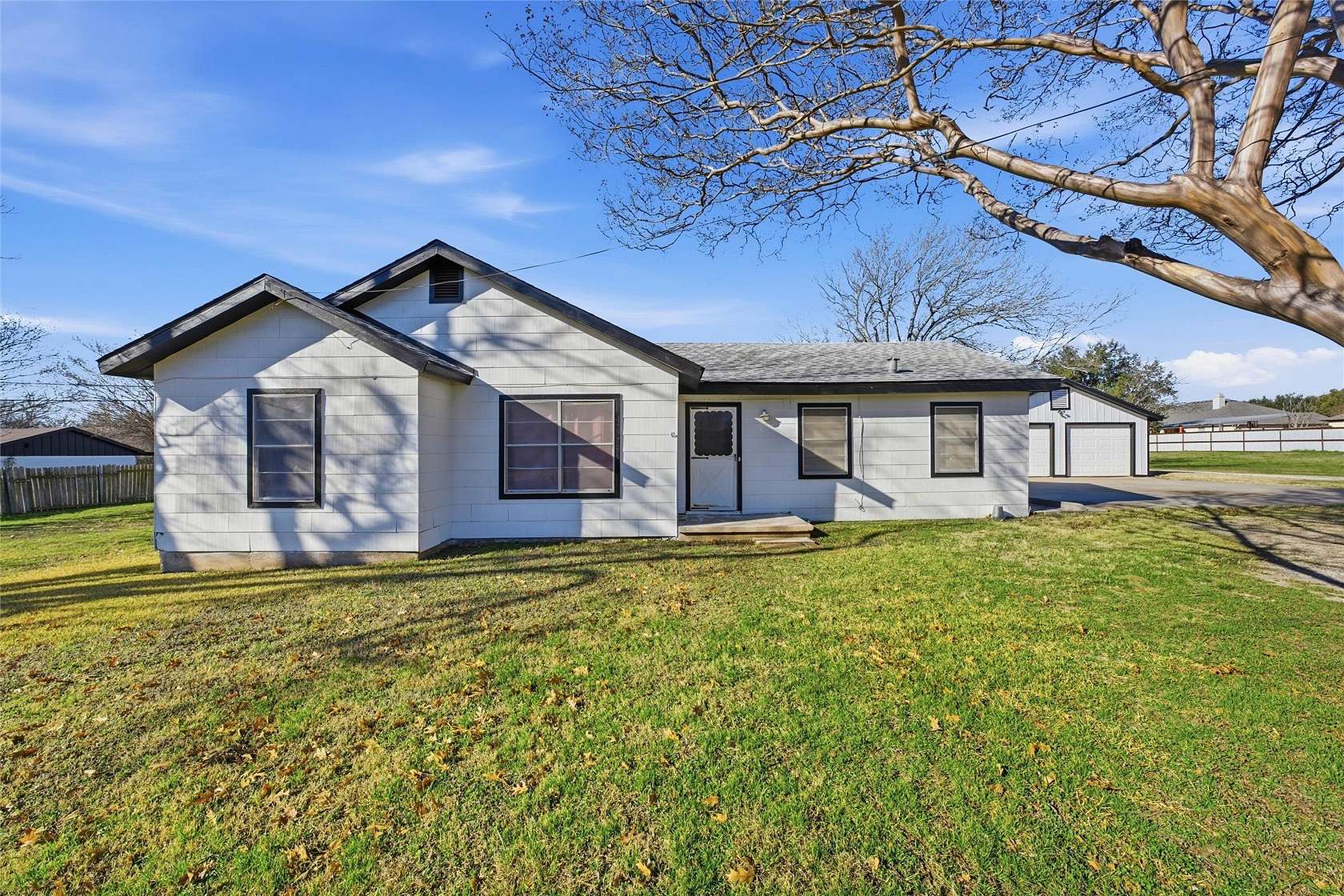7.49 Acres of Land with Home for Sale in Robinson, Texas