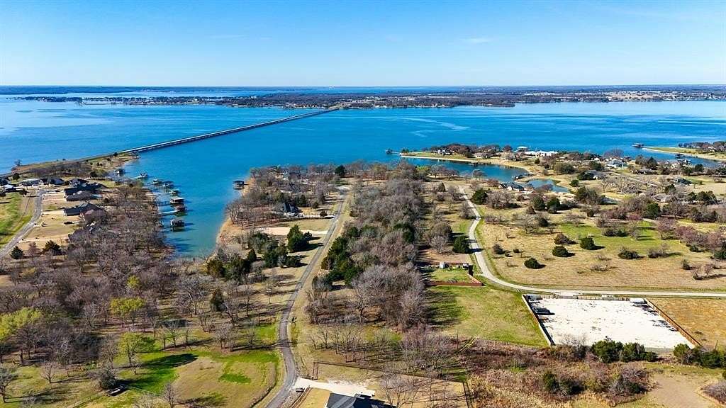 0.8 Acres of Residential Land for Sale in Kerens, Texas