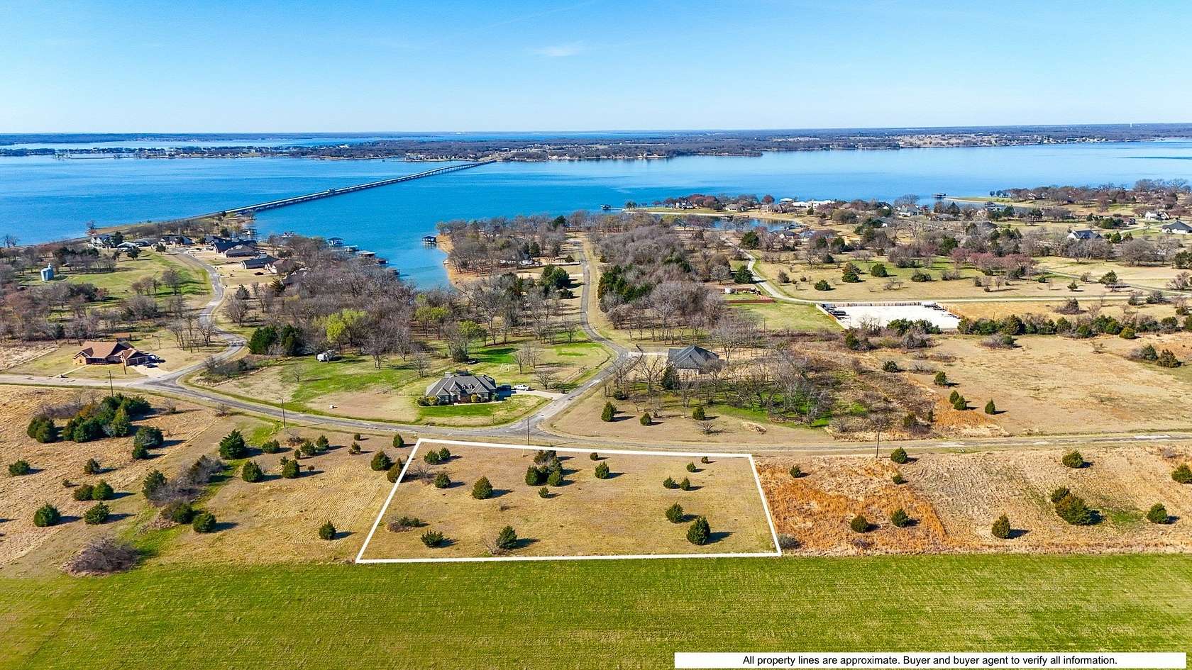 1.5 Acres of Land for Sale in Kerens, Texas