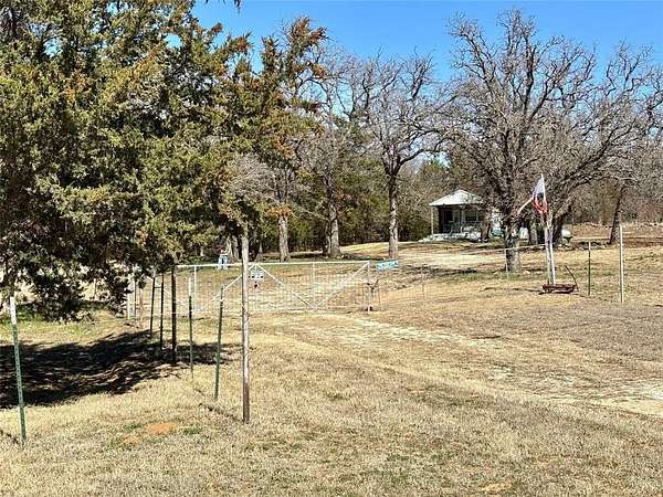 1.32 Acres of Land with Home for Sale in Bowie, Texas