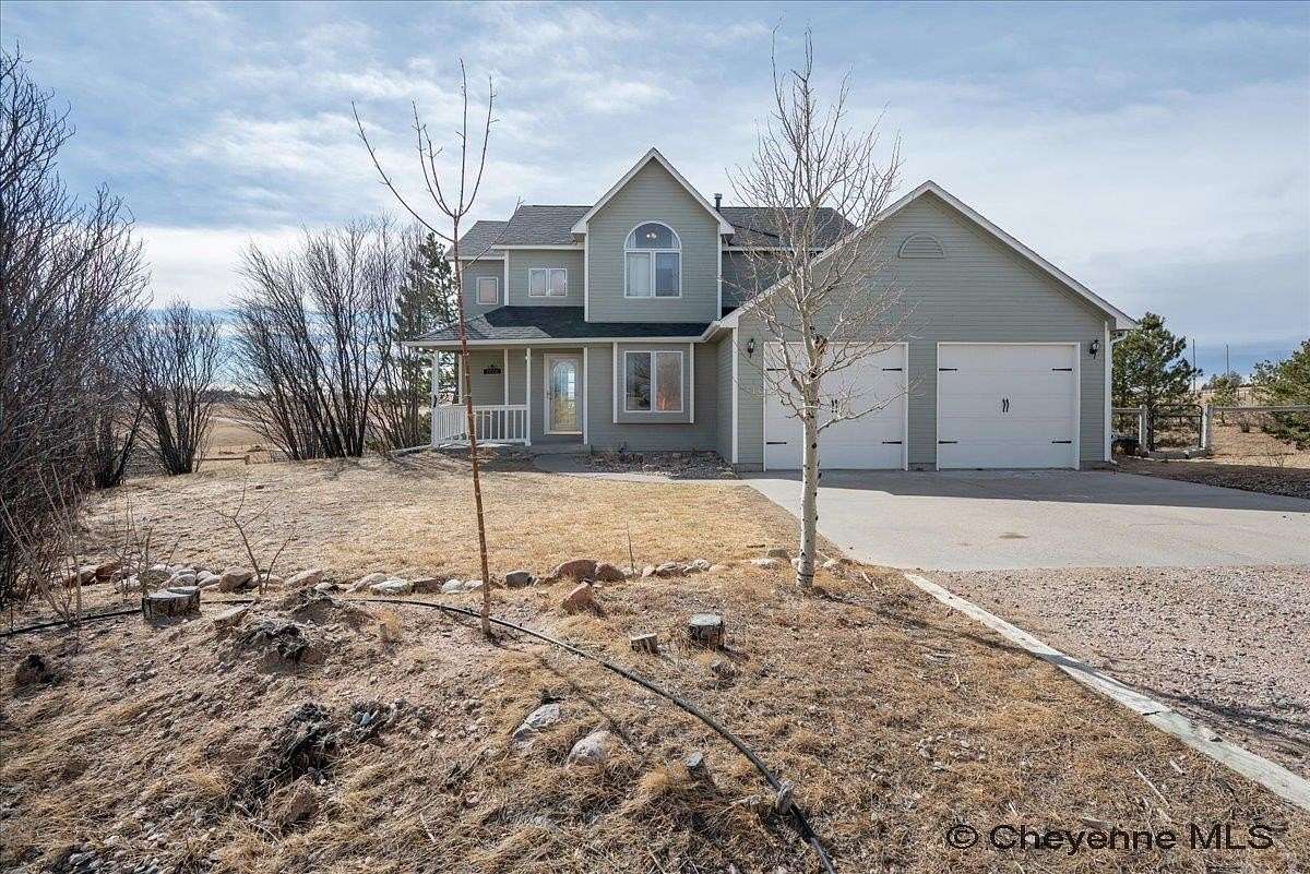 4.25 Acres of Land with Home for Sale in Cheyenne, Wyoming