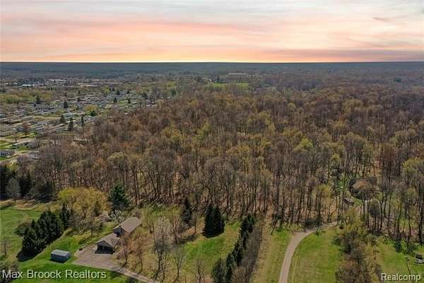 20.5 Acres of Recreational & Residential Land for Sale in Highland Township, Michigan