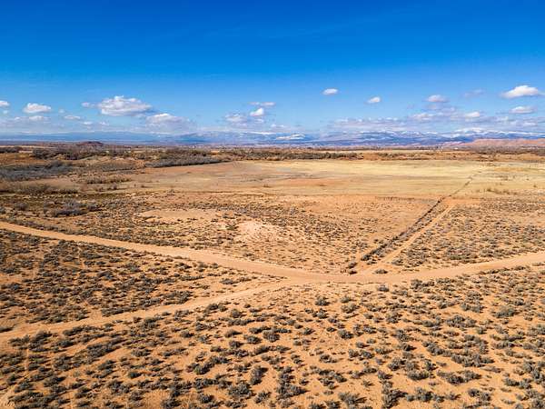 7,600 Acres of Land for Sale in Lapoint, Utah