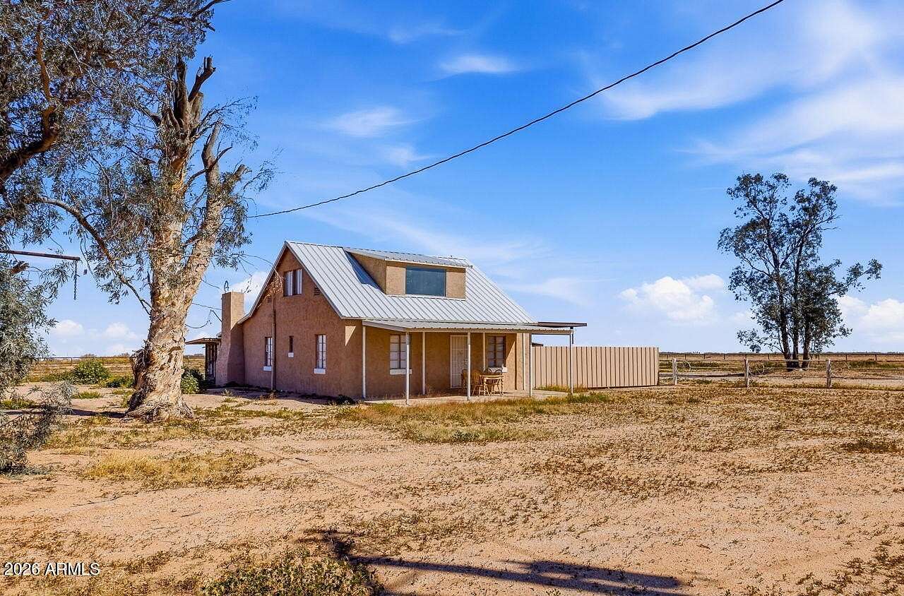 2.29 Acres of Land with Home for Sale in Casa Grande, Arizona