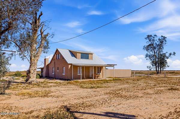 2.29 Acres of Land with Home for Sale in Casa Grande, Arizona