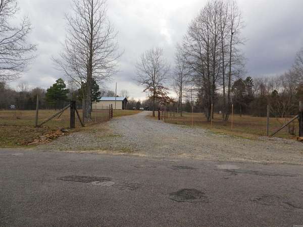 10 Acres of Recreational & Residential Land for Sale in Vilonia, Arkansas