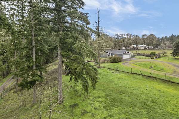 5 Acres of Land with Home for Sale in Mulino, Oregon