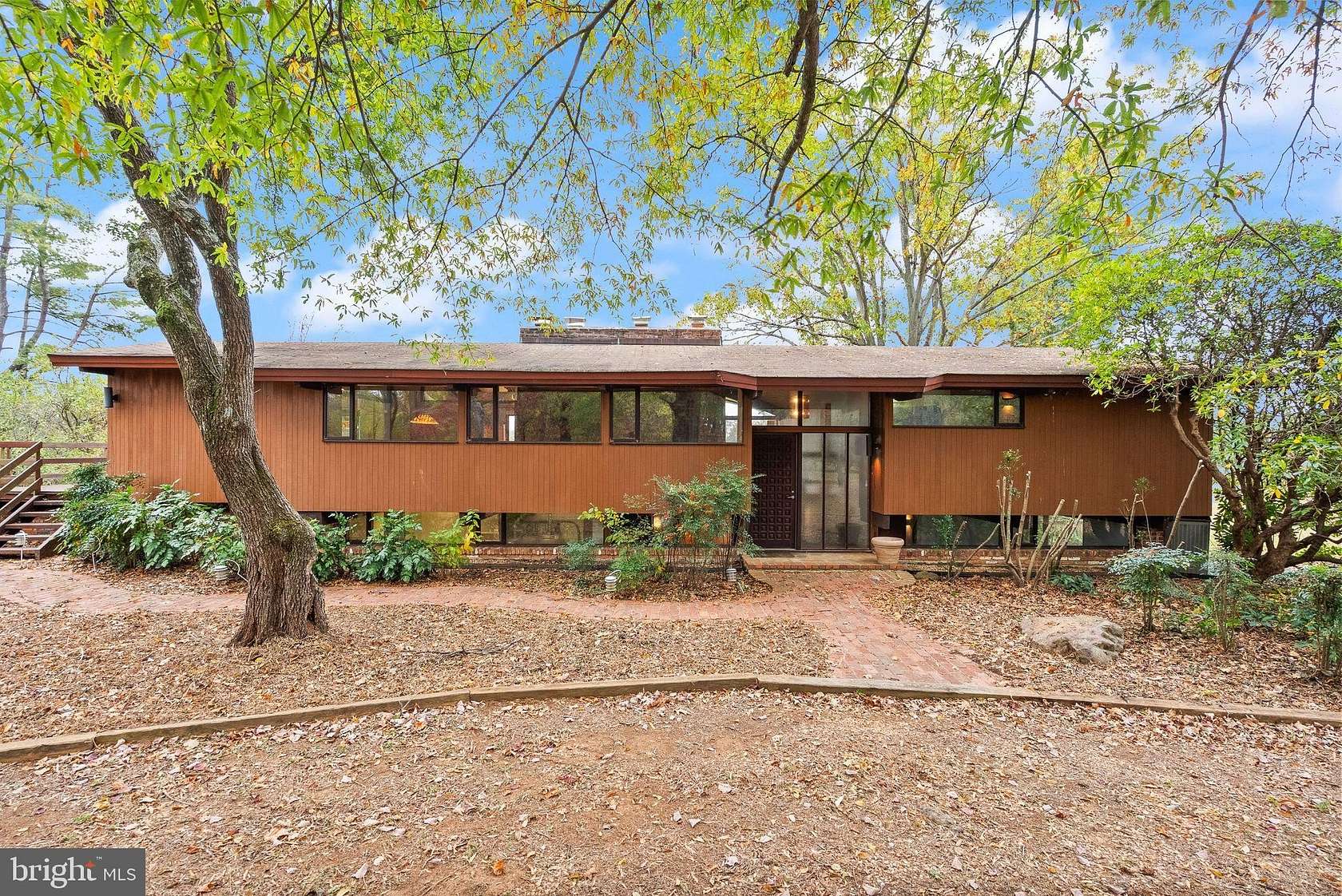 6.7 Acres of Land with Home for Sale in Warrenton, Virginia