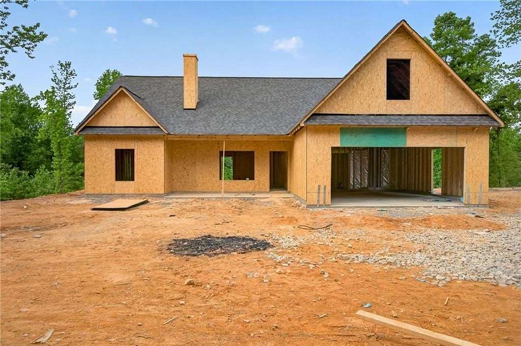 3 Acres of Land with Home for Sale in Silver Creek, Georgia