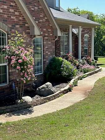 1.56 Acres of Land with Home for Sale in Choctaw, Oklahoma