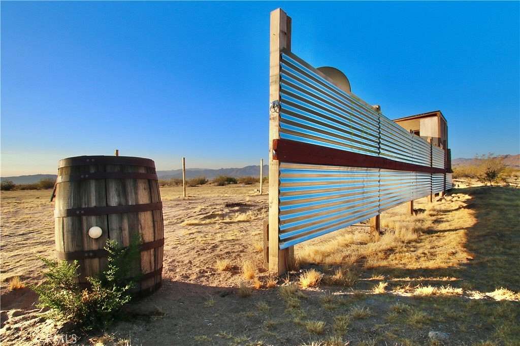 4.84 Acres of Land for Sale in Joshua Tree, California