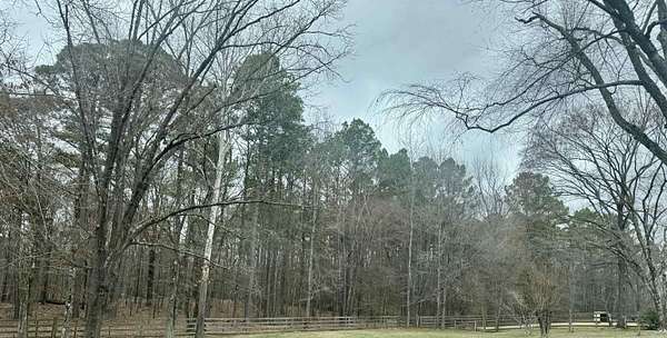 9.8 Acres of Residential Land for Sale in Eads, Tennessee