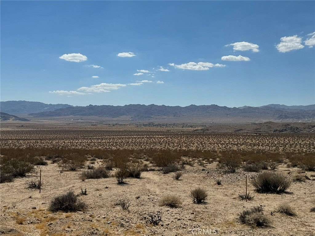 9.78 Acres of Land for Sale in Joshua Tree, California