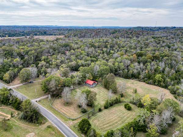 198 Acres of Land for Sale in Columbia, Tennessee