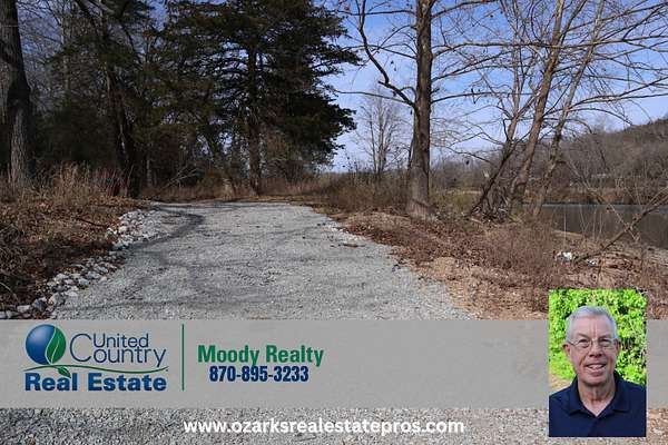 1.9 Acres of Residential Land for Sale in Mammoth Spring, Arkansas